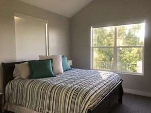 6 camere, ferro/asse da stiro, Wi-Fi gratuito, lenzuola