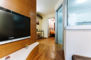 3 chambres, fer et planche à repasser, Wi-Fi gratuit, draps fournis