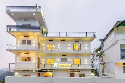Treebo Wanderlust Residency With Mountain View