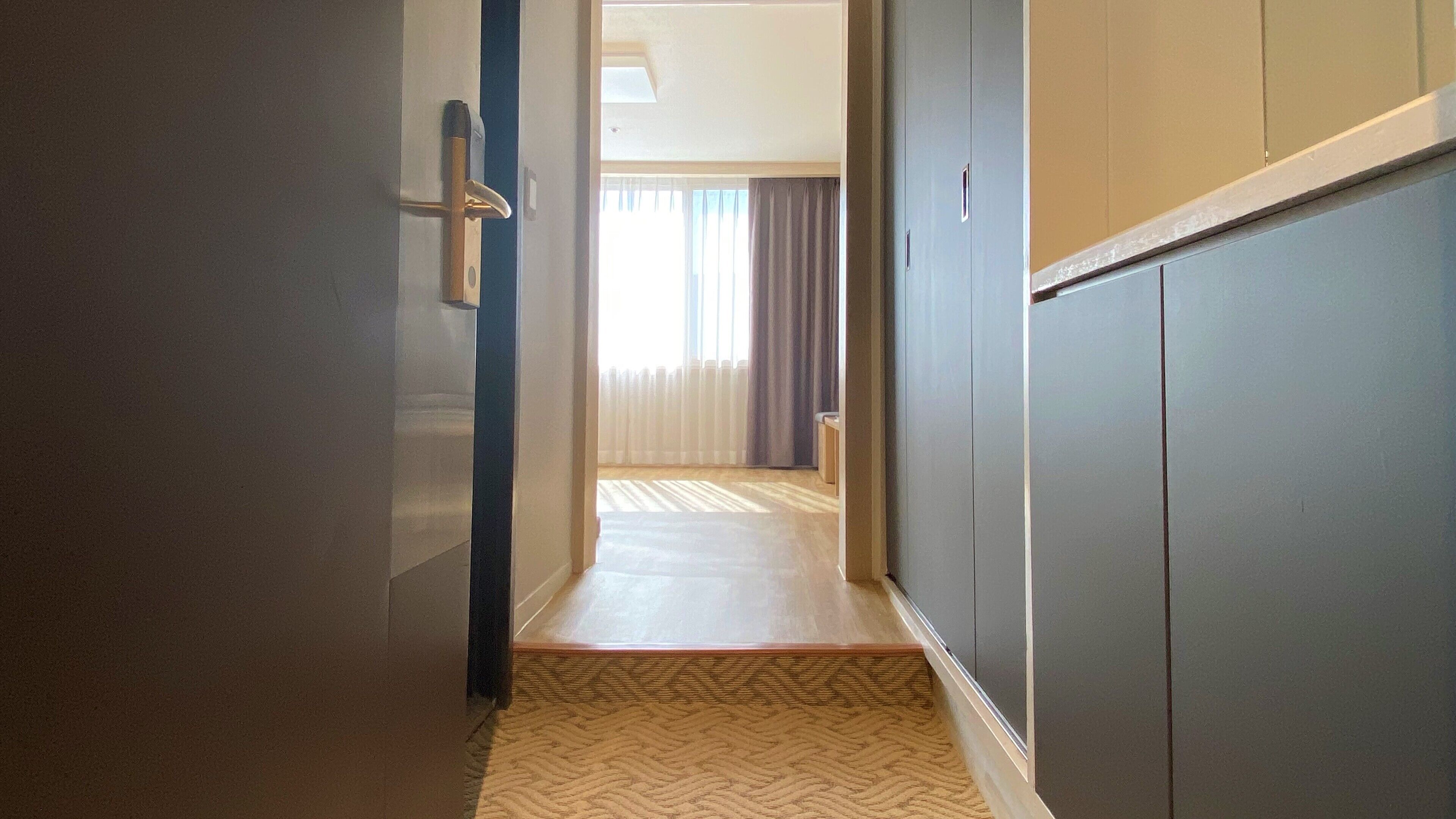 Room | Minibar, blackout drapes, free WiFi