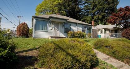 Comfy & Cozy For The Professional & Family