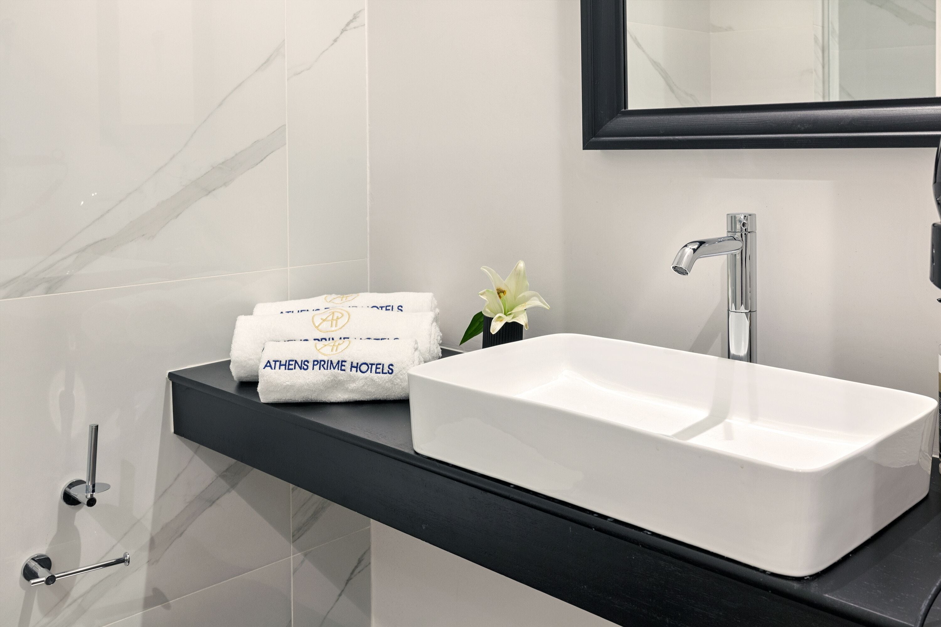 rainfall showerhead, free toiletries, hair dryer, bidet