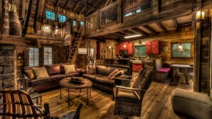 House, 3 Bedrooms | Living room | TV