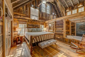 House, 3 Bedrooms | 3 bedrooms, individually decorated, individually furnished, bed sheets - Escape to Water Dance by Escape to Blue Ridge (Blue Ridge)