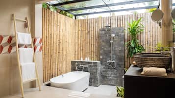 Sea View Bungalow with 2 Single Beds | Bathroom