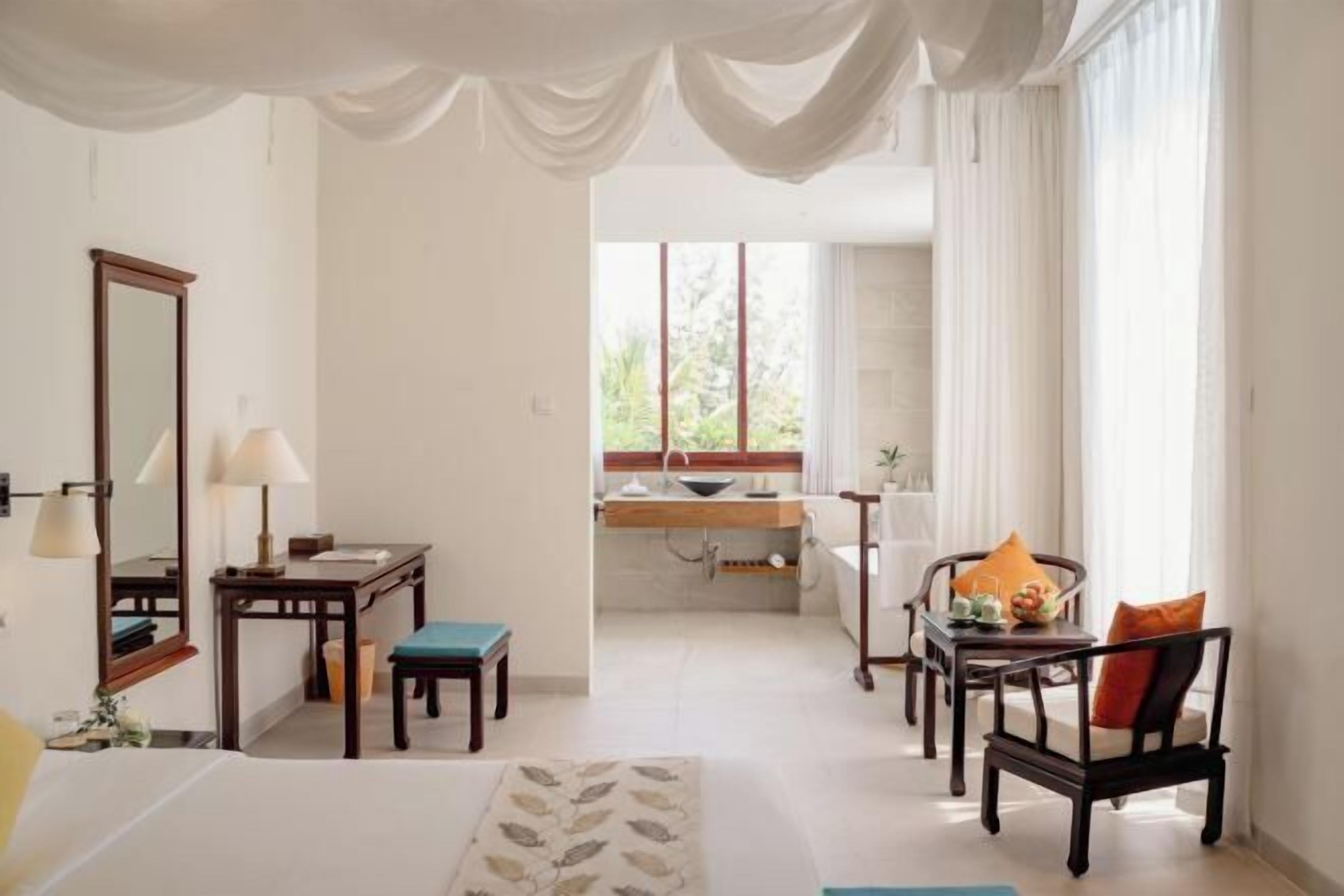 Minibar, in-room safe, soundproofing, iron/ironing board