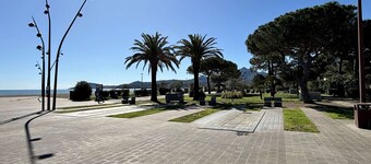 Argelès-sur-Mer: Studio/Mezzanine 4 pers, Clim, Piscine, Plage à 100m