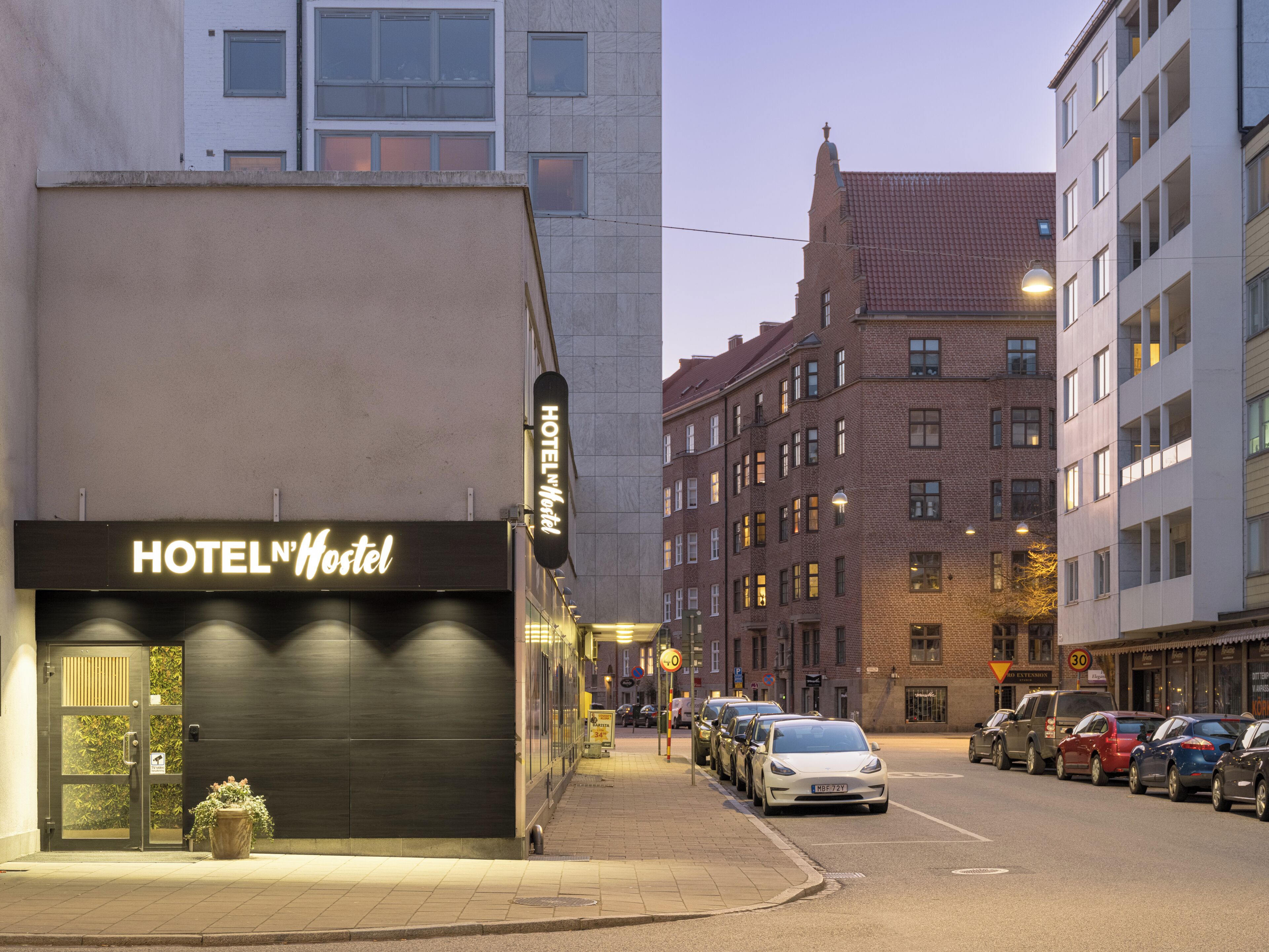 Majoituspaikan sisäänkäynti