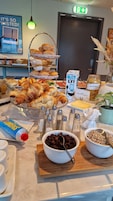 Desayuno buffet todos los días (con cargo)