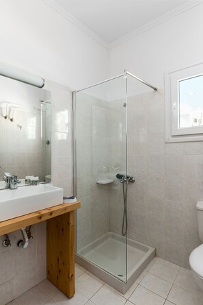 Apartment | Bathroom