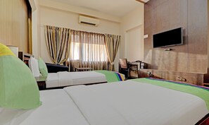 ห้องดีลักซ์ | โต๊ะทำงาน, Wi-Fi ฟรี, ผ้าปูที่นอน