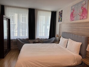 Comfort Double Room, City View | Iron/ironing board, free WiFi, bed sheets - Akomo Bern (Bern)