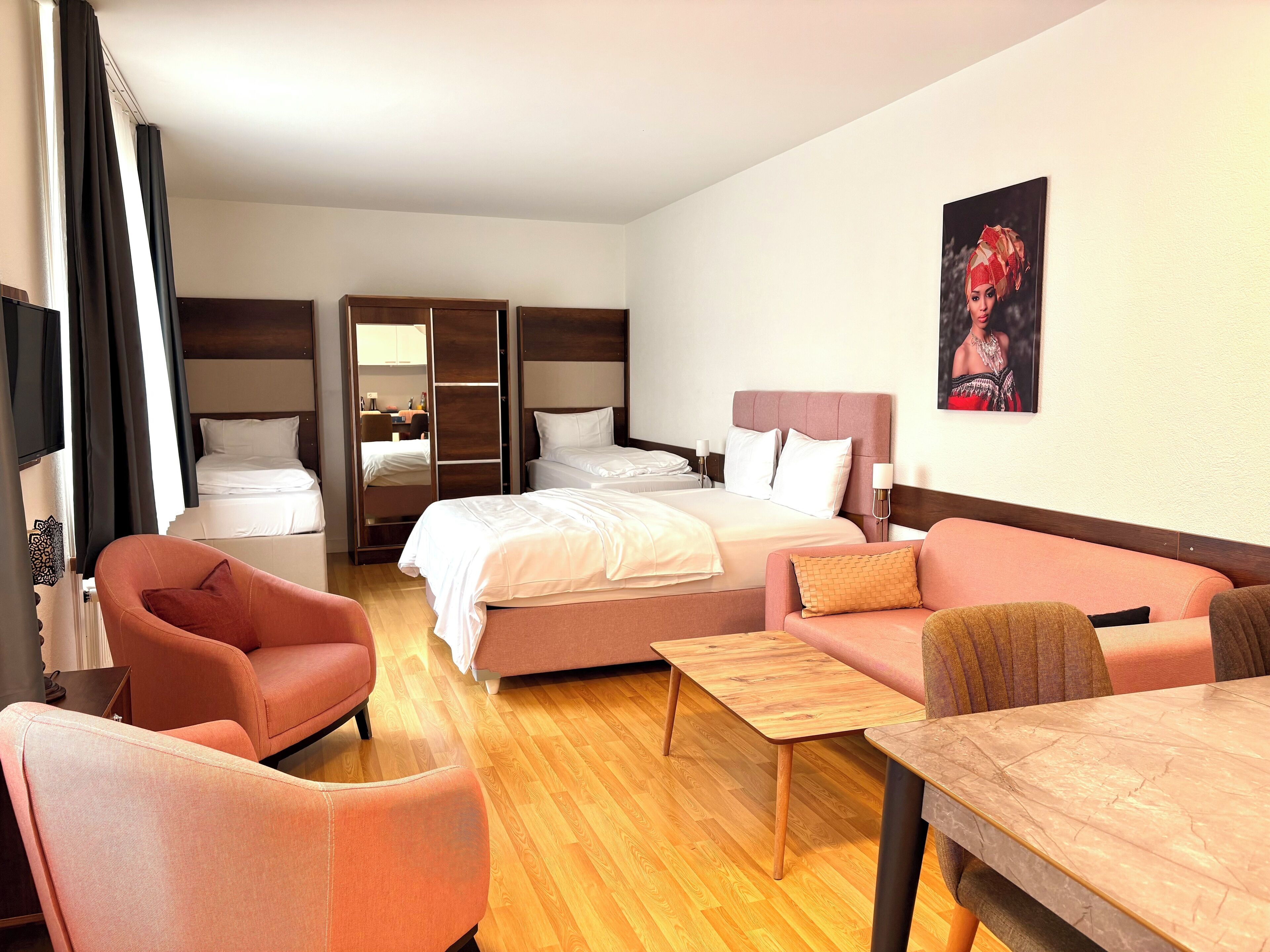 Iron/ironing board, free WiFi, bed sheets