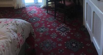 Beautiful Garden Double Room With Private Access