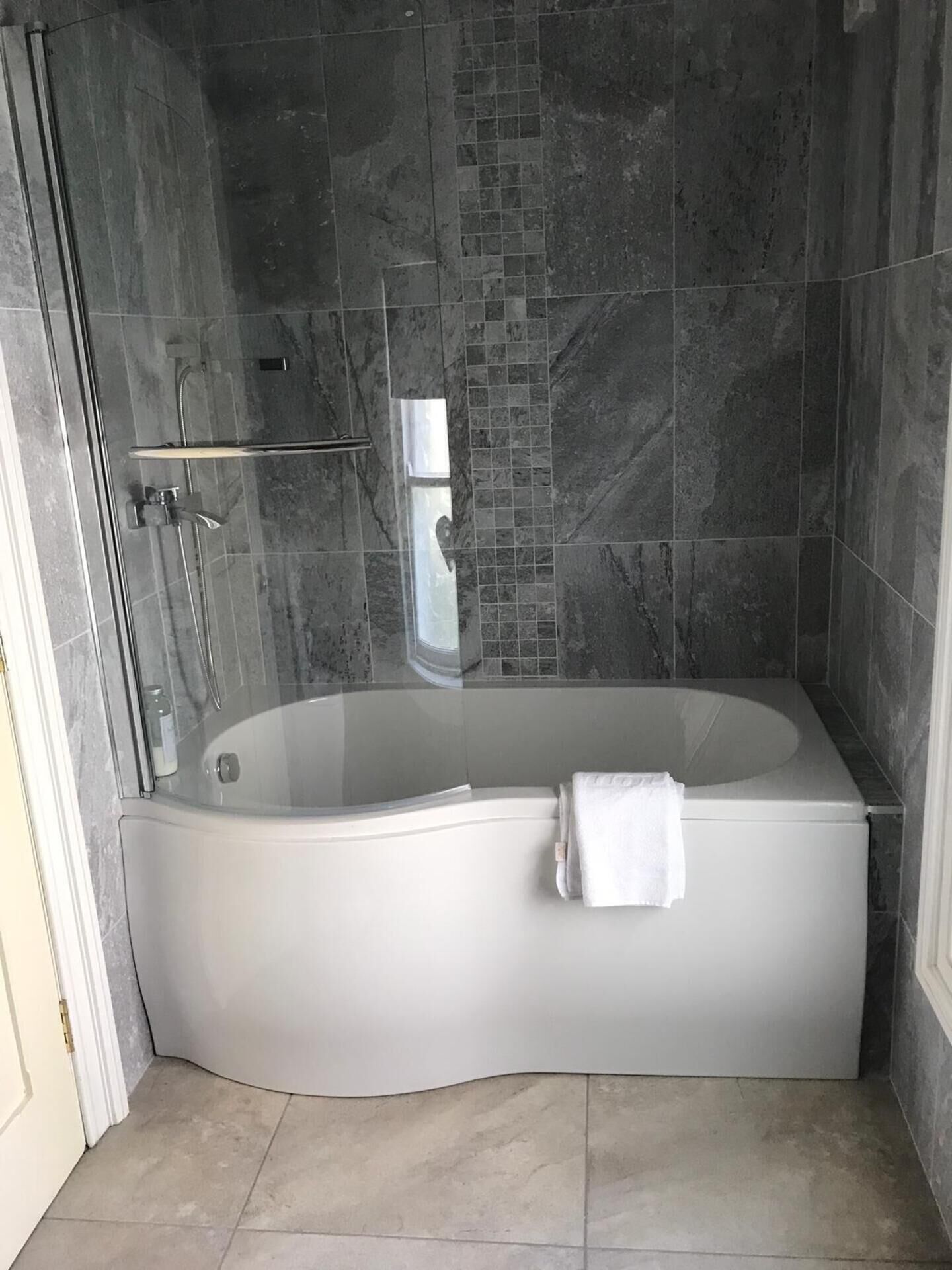 Bruser, håndklæder, Shampoo