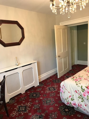 Beautiful Garden Double Room With Private Access