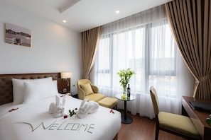 Deluxe Double or Twin Room - Ha Long New Century Hotel (Ha Long)