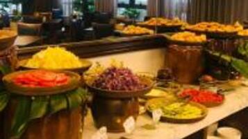 Daily buffet breakfast for a fee