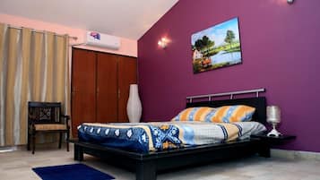 4 Schlafzimmer, Bügeleisen/Bügelbrett, kostenloses WLAN, Bettwäsche