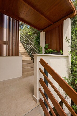 Entrée de l’hébergement