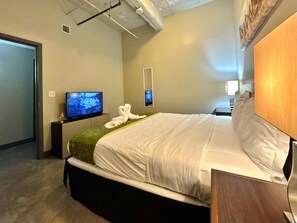 2 bedrooms, iron/ironing board, travel crib, free WiFi