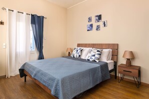 Panoramic Apartment | In-room safe, individually furnished, laptop workspace, soundproofing - Rementzo Apartment (Symi)