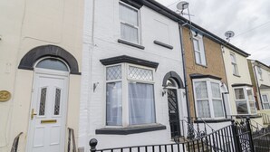 Front of property - Kings House (Gillingham)