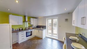 House | Private kitchen - Kings House (Gillingham)