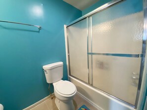 Bathroom - Jockey Beach 378-Baywater 123rd St, Internet, Pool, W/D, AC (Ocean City)