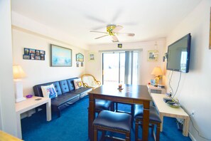 Televisión, Netflix, Hulu y reproductor de DVD 