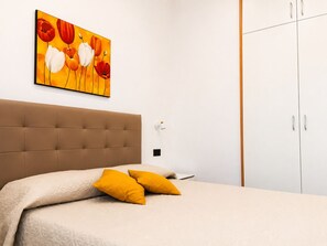 1 bedroom, WiFi, bed sheets - Raffaella Holiday Home, Agerola & Amalfi Coast (Agerola)