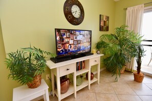 Interior - Dog friendly beachfront condo with in/out pools (Gulf Shores)