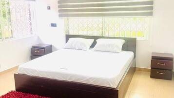4 habitaciones, wifi gratis y ropa de cama