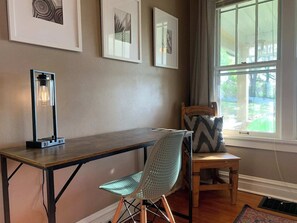 Interior - *State Parks*Bungalow*CoffeeBar*Pet Friendly*Porch (Ironton)