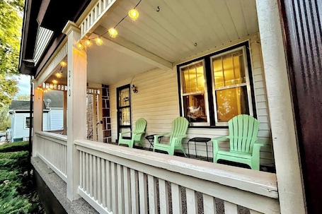テラス / パティオ. *State Parks*Bungalow*CoffeeBar*Pet Friendly*Porch
