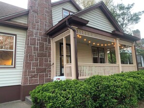 Exterior - *State Parks*Bungalow*CoffeeBar*Pet Friendly*Porch (Ironton)
