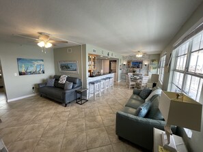 TV - Dockside 505-2 bedroom condo with Beautiful views (Clearwater)