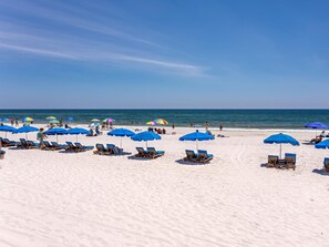 On the beach - Gulf Front, Resort Amenities! (Orange Beach)