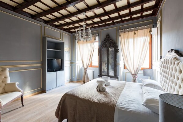 2 Schlafzimmer, Zimmersafe, Bügeleisen/Bügelbrett, Reisekinderbett