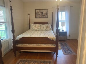 3 chambres, fer et planche à repasser, Wi-Fi gratuit, draps fournis