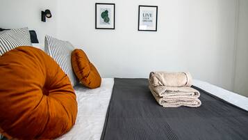 2 bedrooms, free WiFi