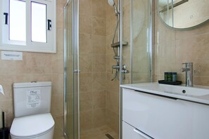 Luxury-Apartment | Badezimmer | Handtücher