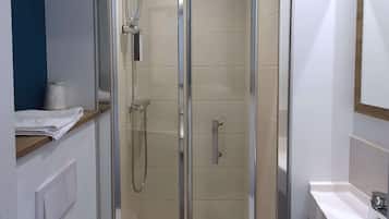 Standard Room, 1 Double Bed | Accessible bathroom