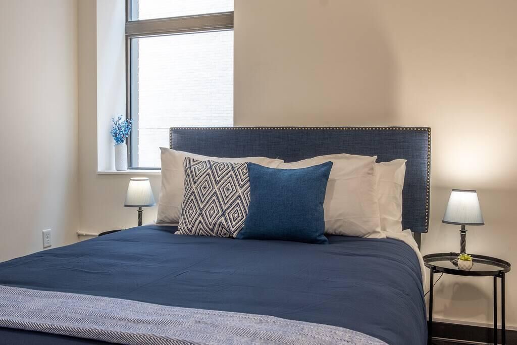 Frontdesk | Bright 1 BR Apt in Cultural District