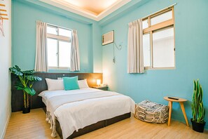 Standard Double Room | Desk, free WiFi, bed sheets - Fun Trip - Fu May Sea View Holiday house (Taitung)