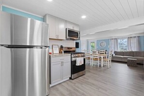 Fridge, microwave, oven, stovetop - Happy Harbor w Hot Tub, Golf Cart and Luxury! (Port Sanilac)