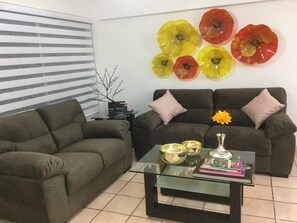 Fernseher, Stereoanlage