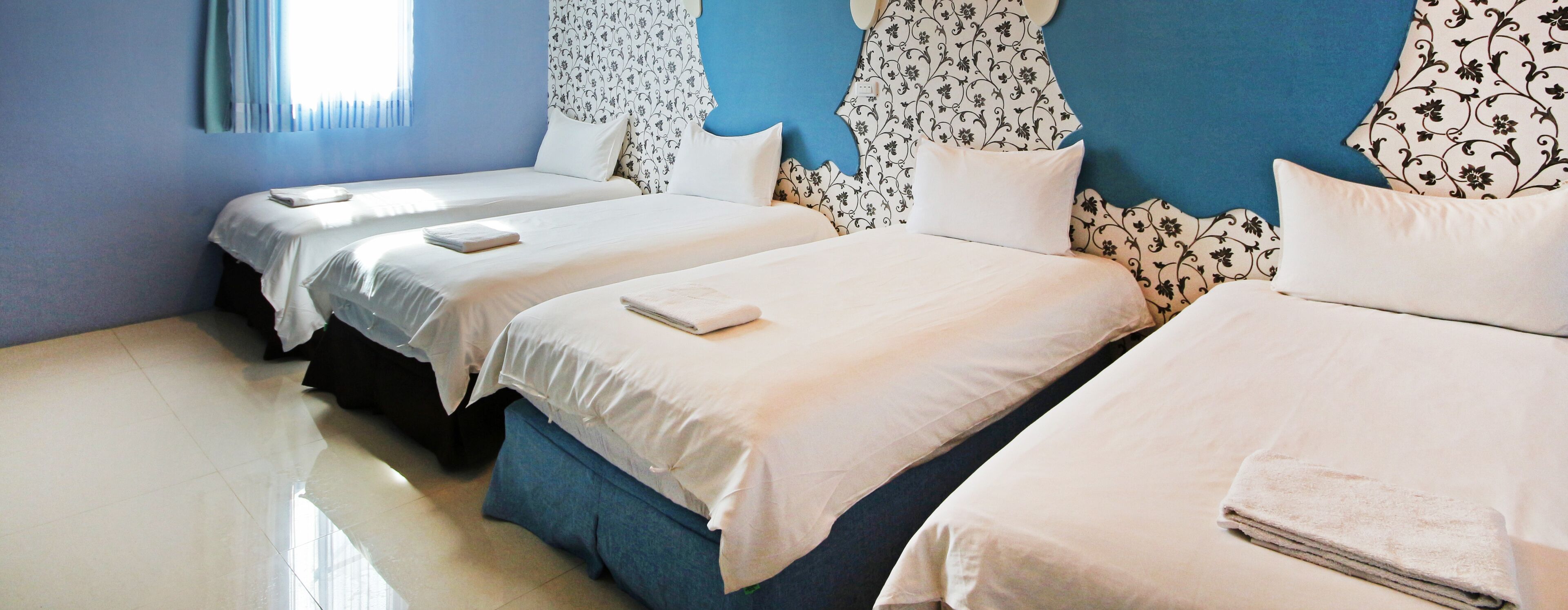 economy quadruple room | 1 bedroom, hypo-allergenic bedding, free wifi, bed sheets