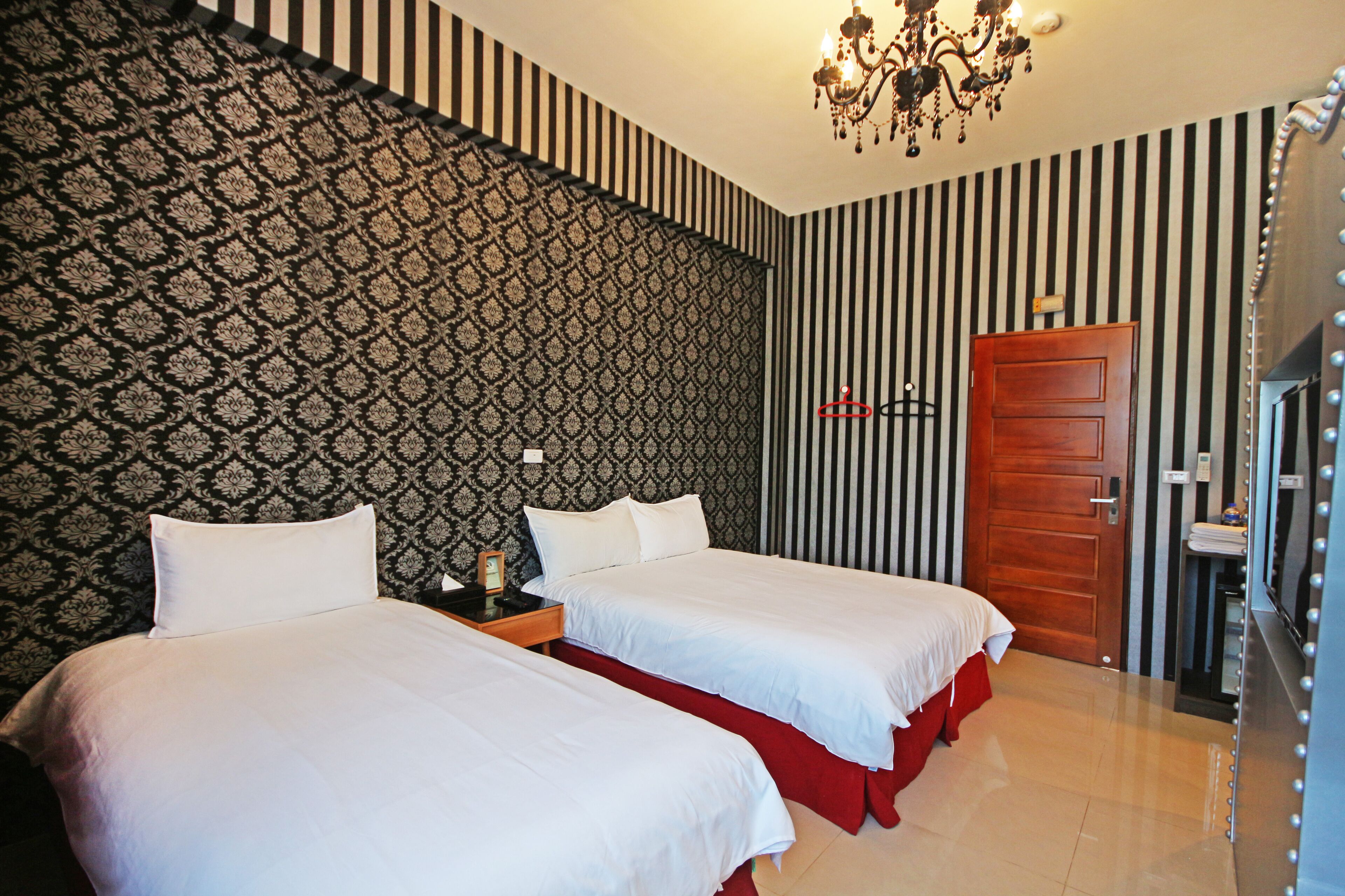 华丽三人房 | 防过敏的被褥、免费 WiFi、床单