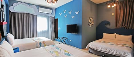 Signature Room | Hypo-allergenic bedding, free WiFi, bed sheets